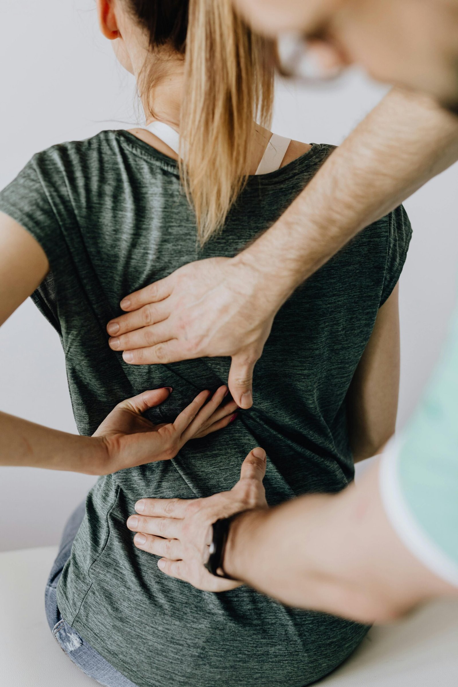 Back Pain Relief and Treatment at Arrowhead Clinic: The Ultimate Chiropractic Solution